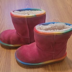 UGG Classic Short II Rainbow in Pink Azelia Little Girl's size 10